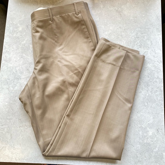 Corneliani Men’s Slacks size 36, Inseam 30 - Picture 1 of 6
